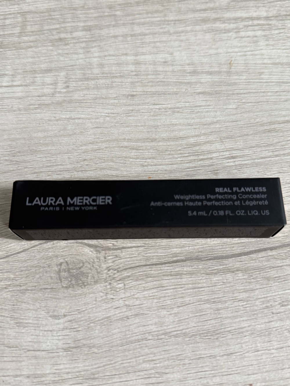 New Laura Mercier real flawless concealer 1N1